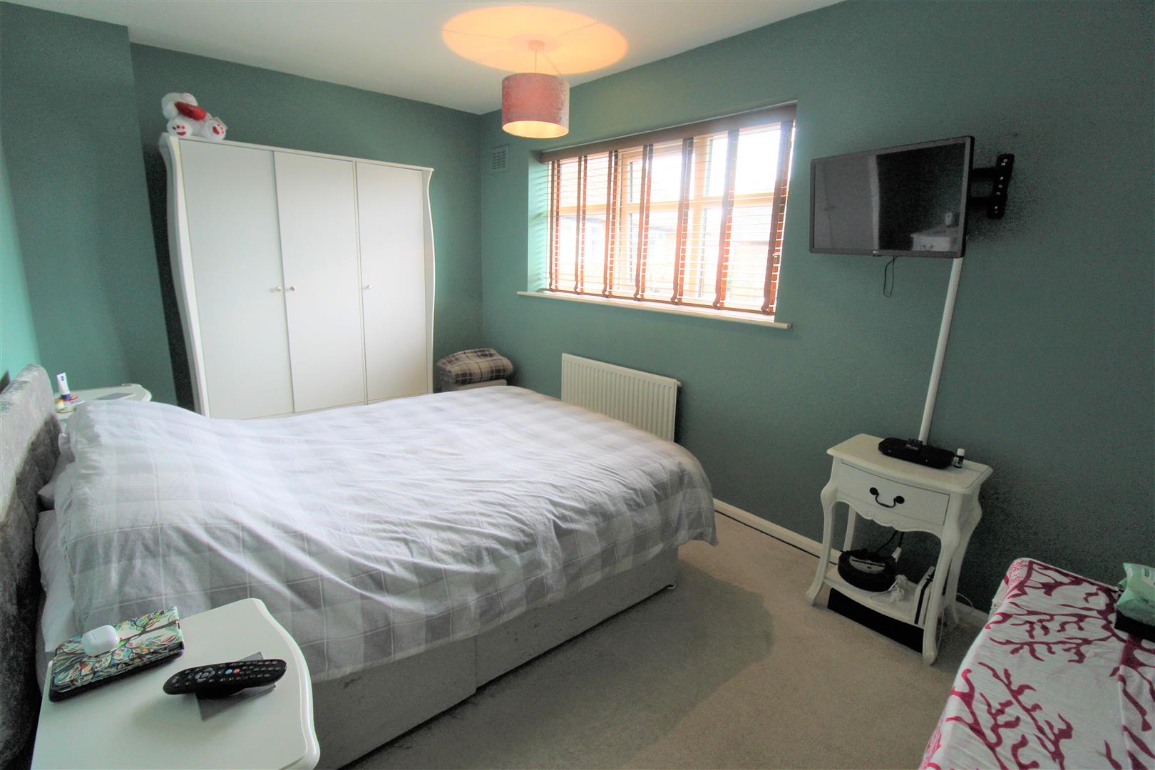 Kingswinford Place, Sneyd Green, Stoke-On-Trent
